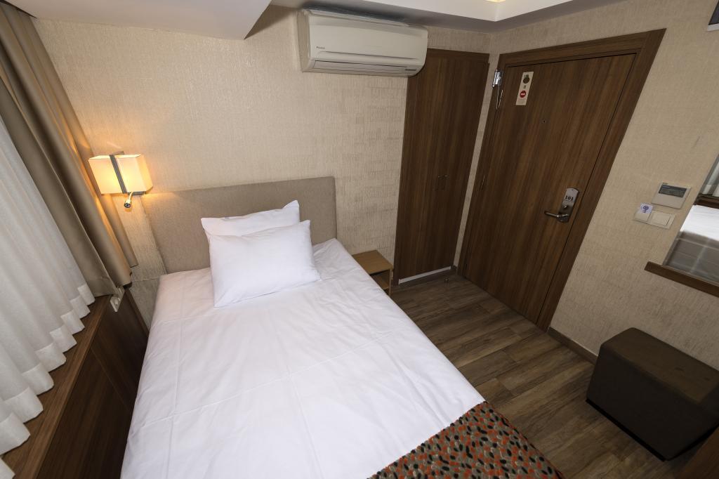 B Guest  House — 2