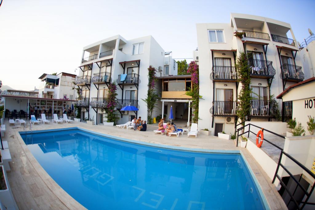 Gümbet Hotel — 1