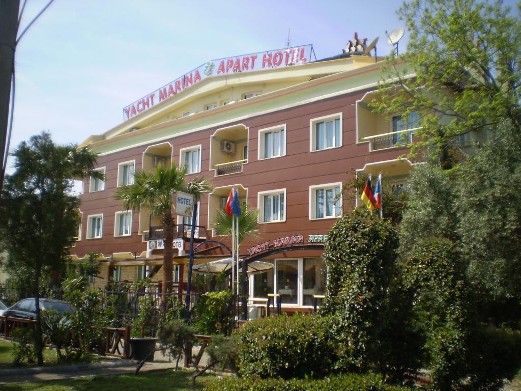 Blue Yacht Marina Apart Hotel — 1