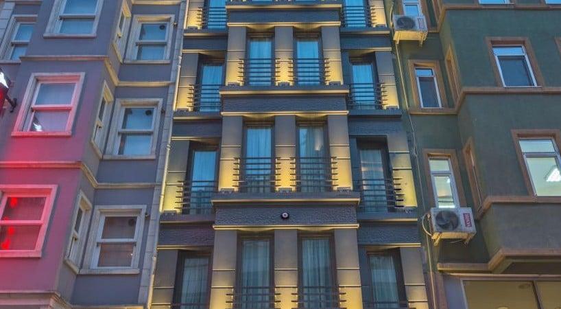 Taximist Hotel — 1