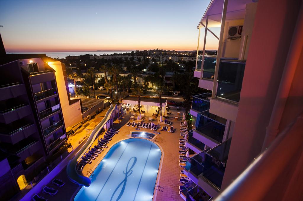 Infinity Beach Hotel — 5
