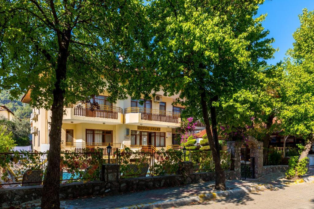 Üstün Apart Marmaris — 10