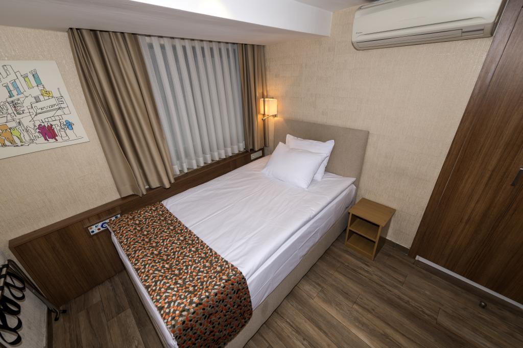 B Guest  House — 9