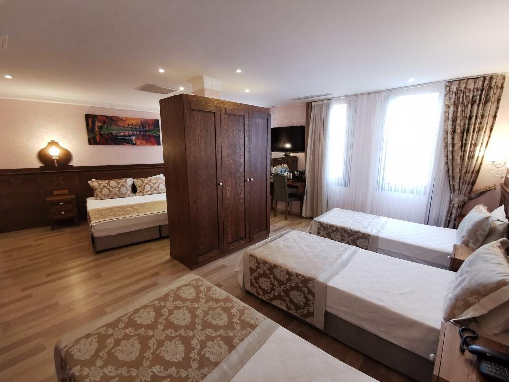 Perapolis Hotel — 4