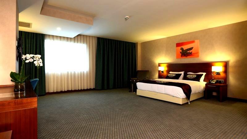 Nevali Hotel — 5