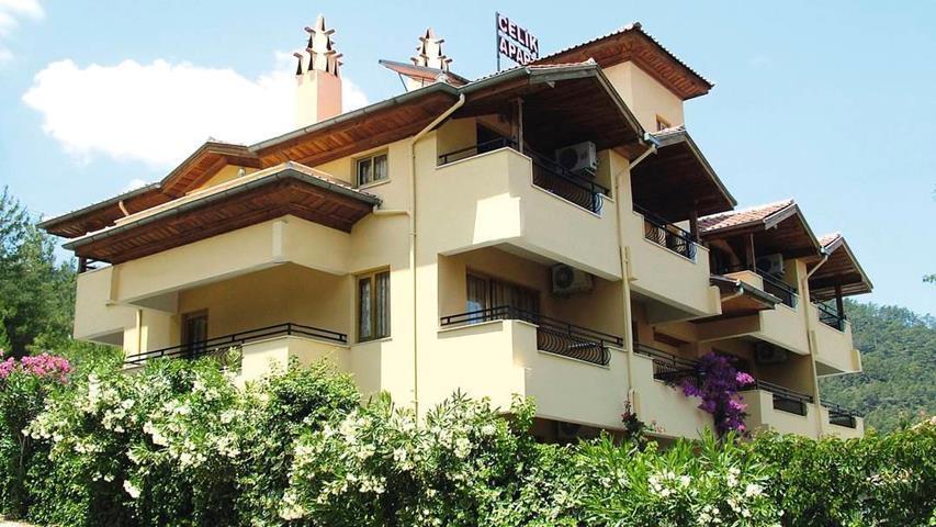 Çelik Apart Otel