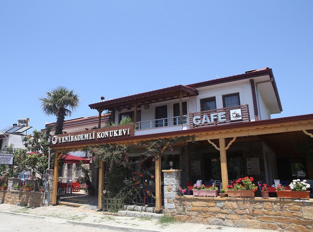Yeni Bademli Konuk Evi — 1