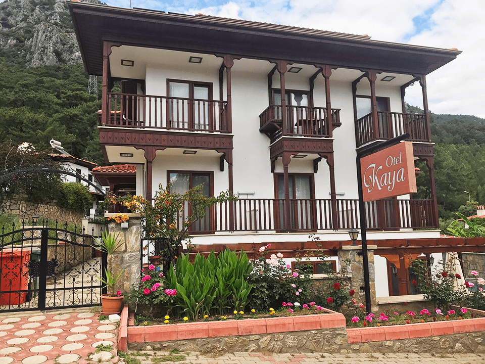 Kaya Otel