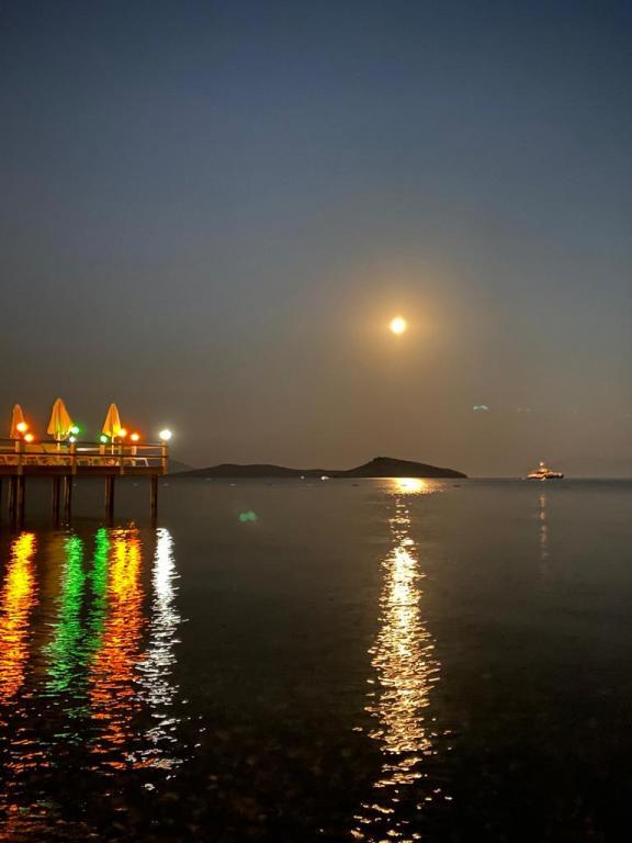 Kemanci Suites Restaurant & Beach — 6