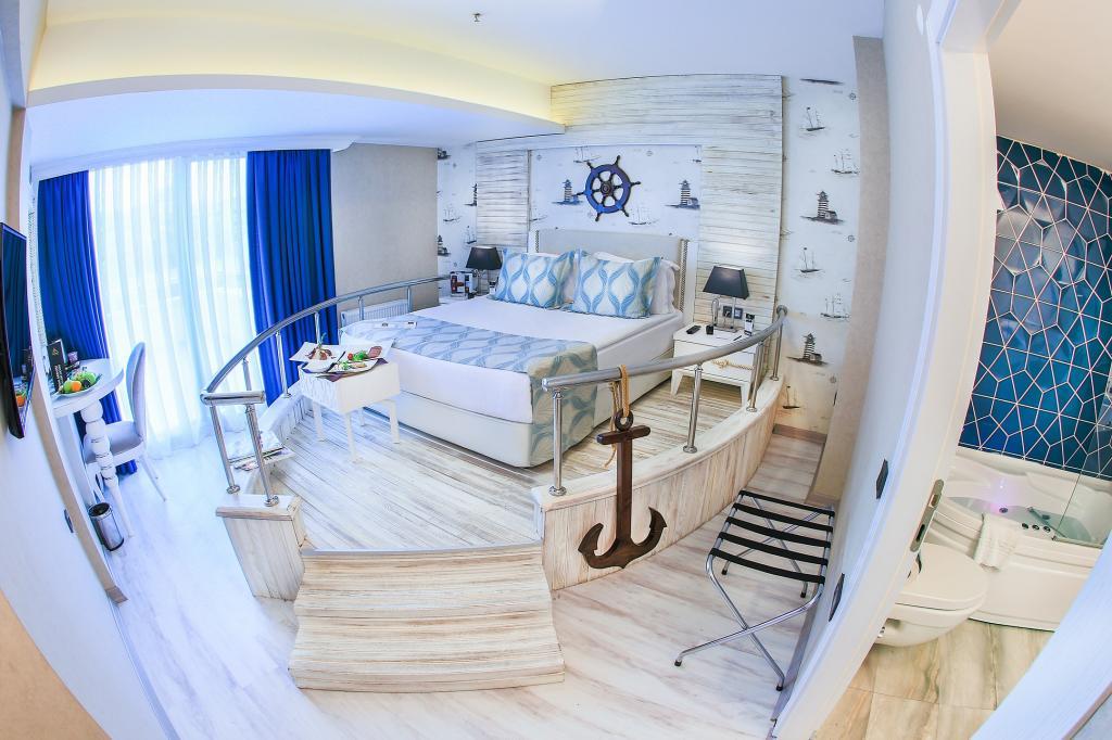 Demonti Otel — 2