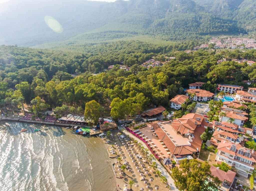 Yücelen Hotel — 5