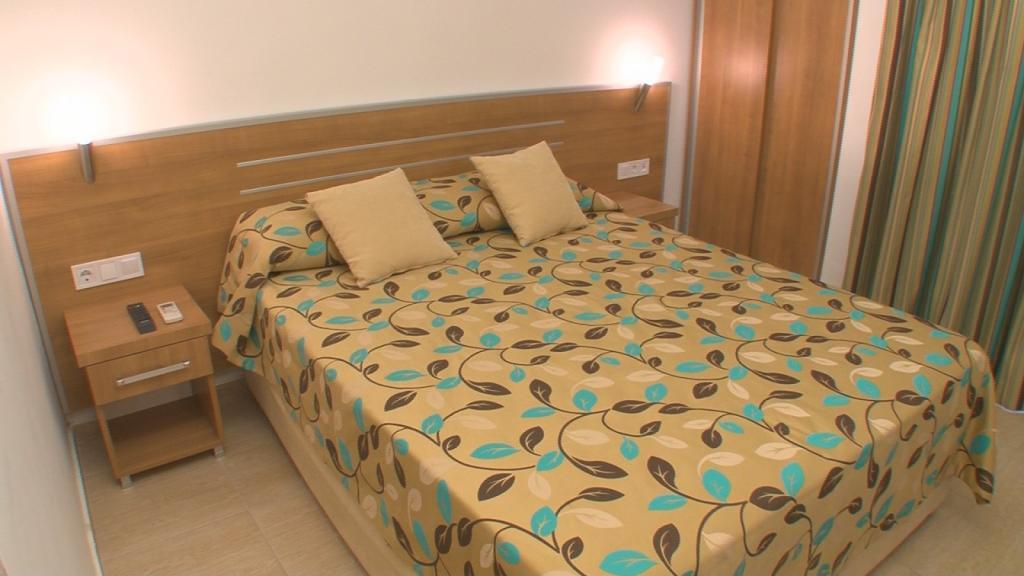 Selenium Hotel — 9