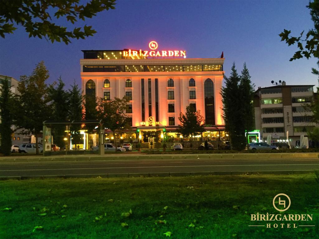 Birizgarden Hotel — 1