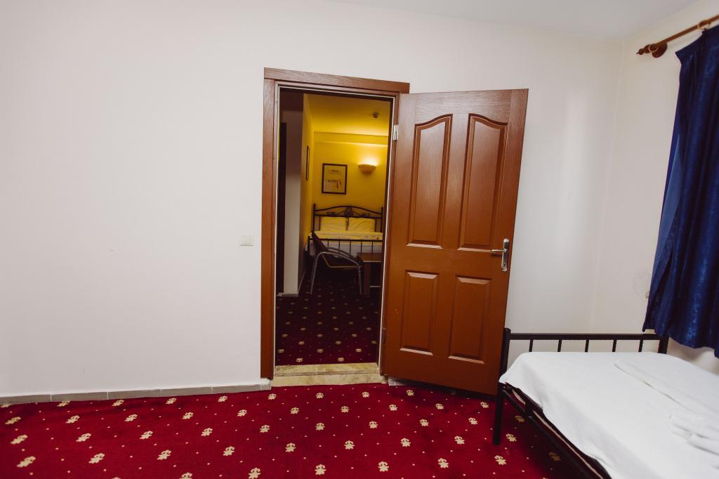 Özalp Han Hotel — 7