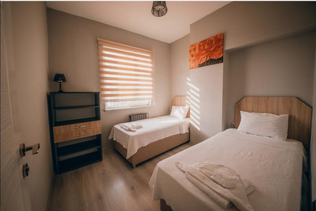 Edrin Hotel — 8