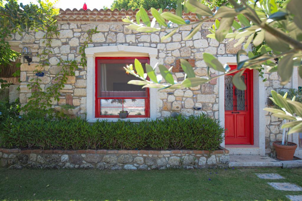 Villa Taraça Alaçatı Romantik Otel — 4