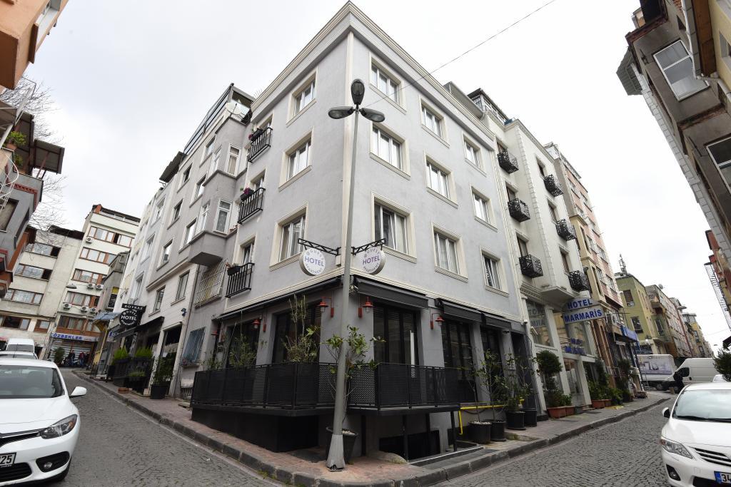B Guest  House — 1