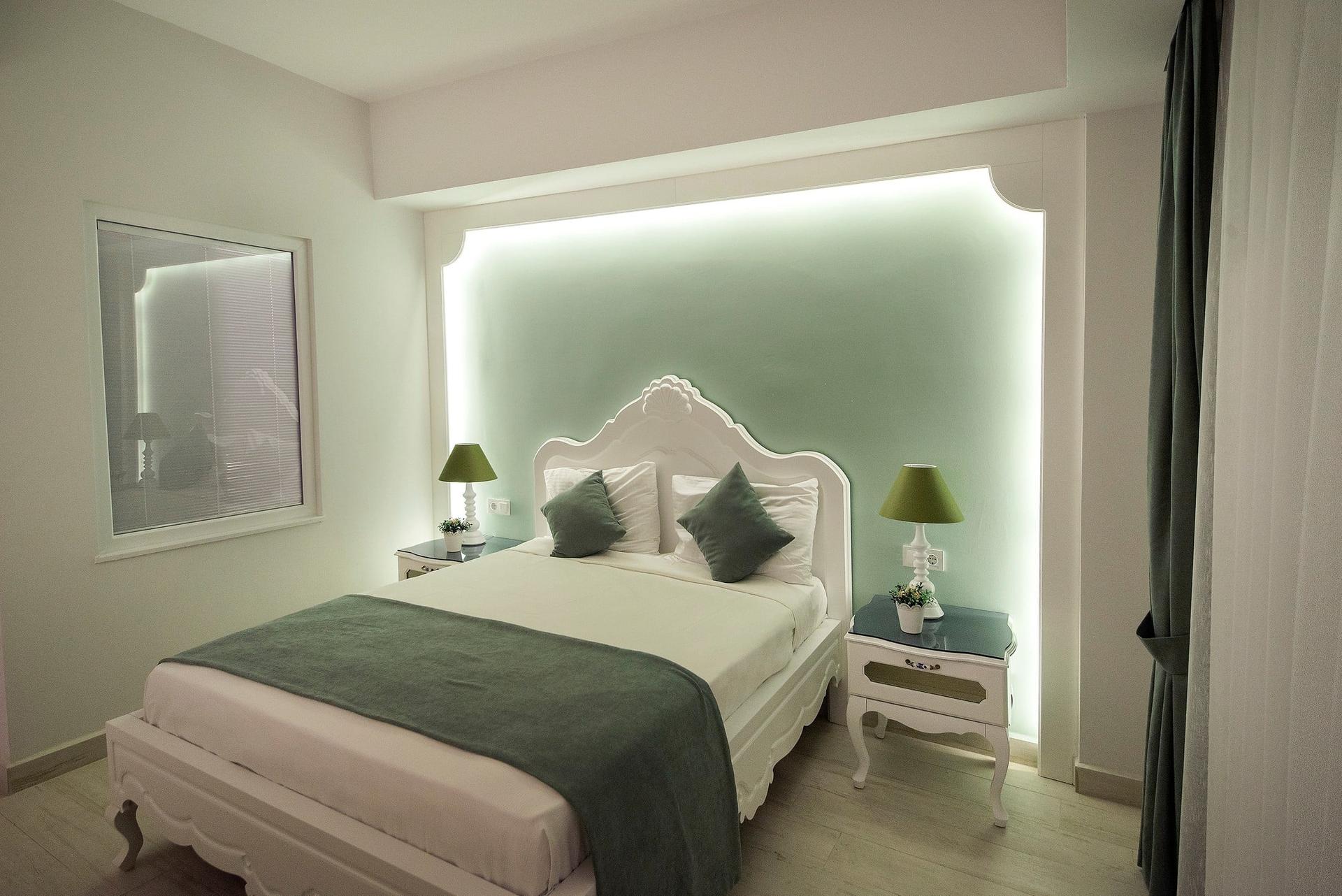 Montebello Deluxe — 2