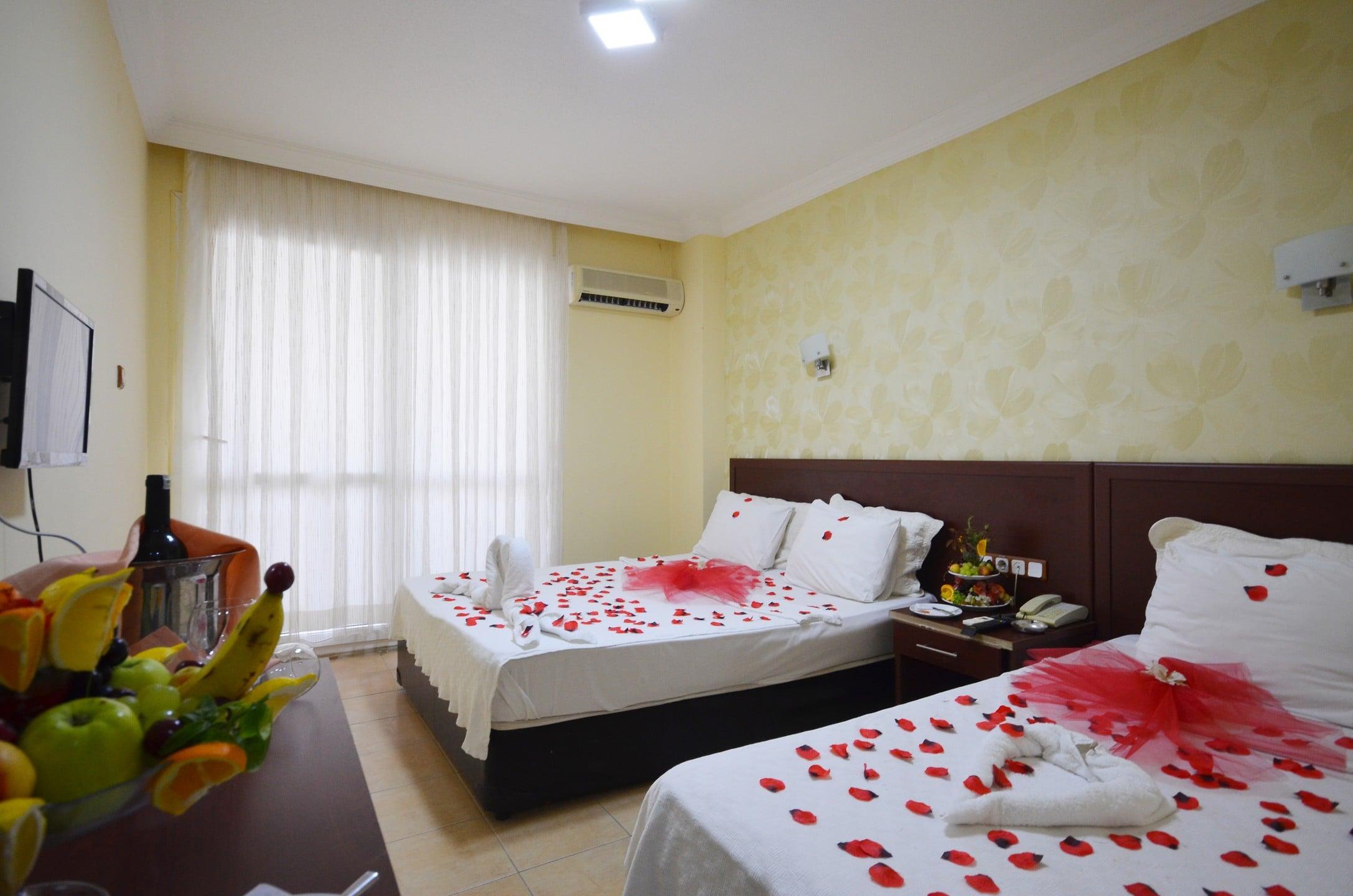Park Admiral Hotel — 3