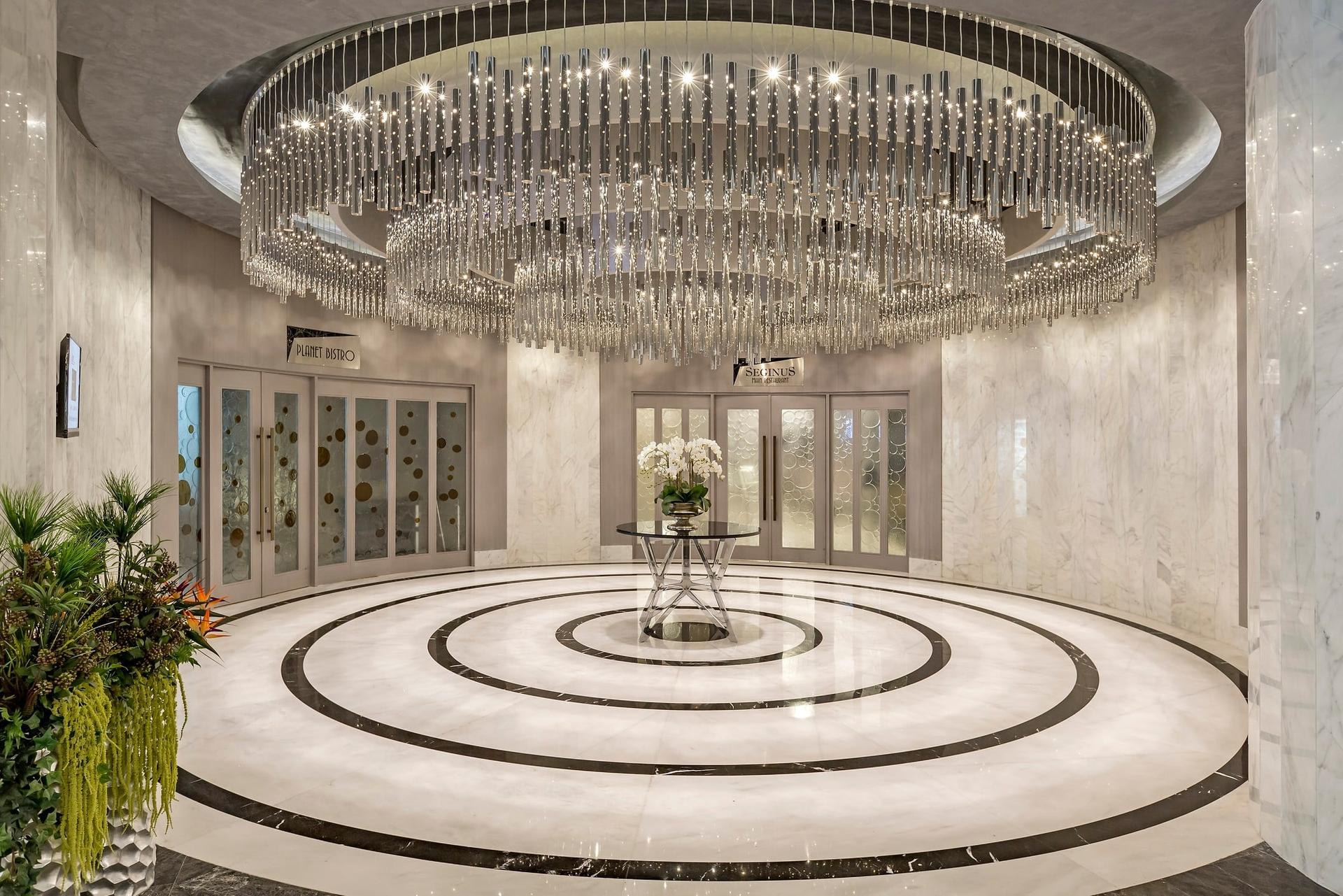 Royal Seginus — 4
