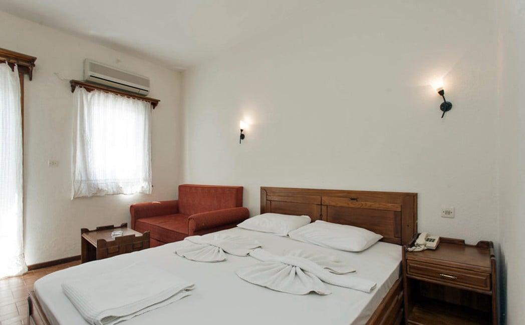 Hotel Baba — 2