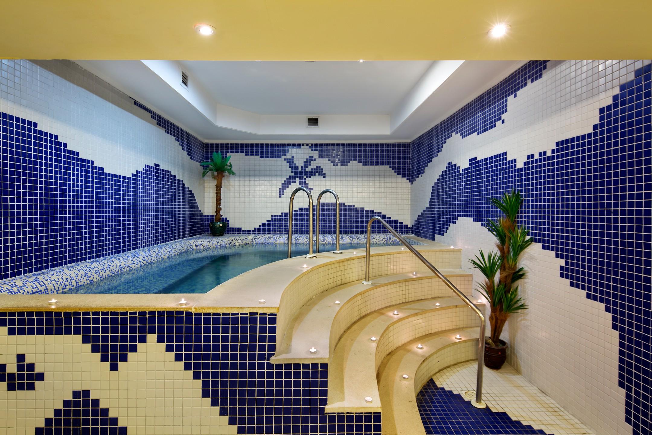 Larissa Sultans Beach — 8