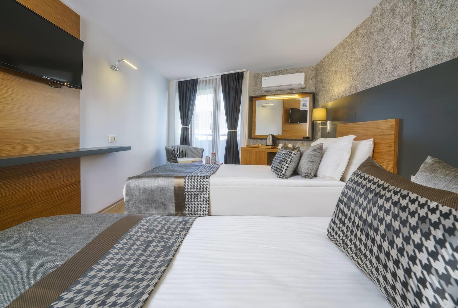 Qinn Hotels — 9