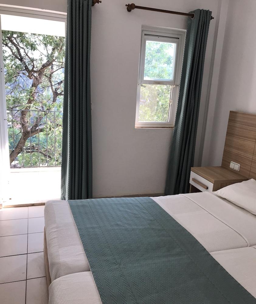 Ant Apart Hotel — 7