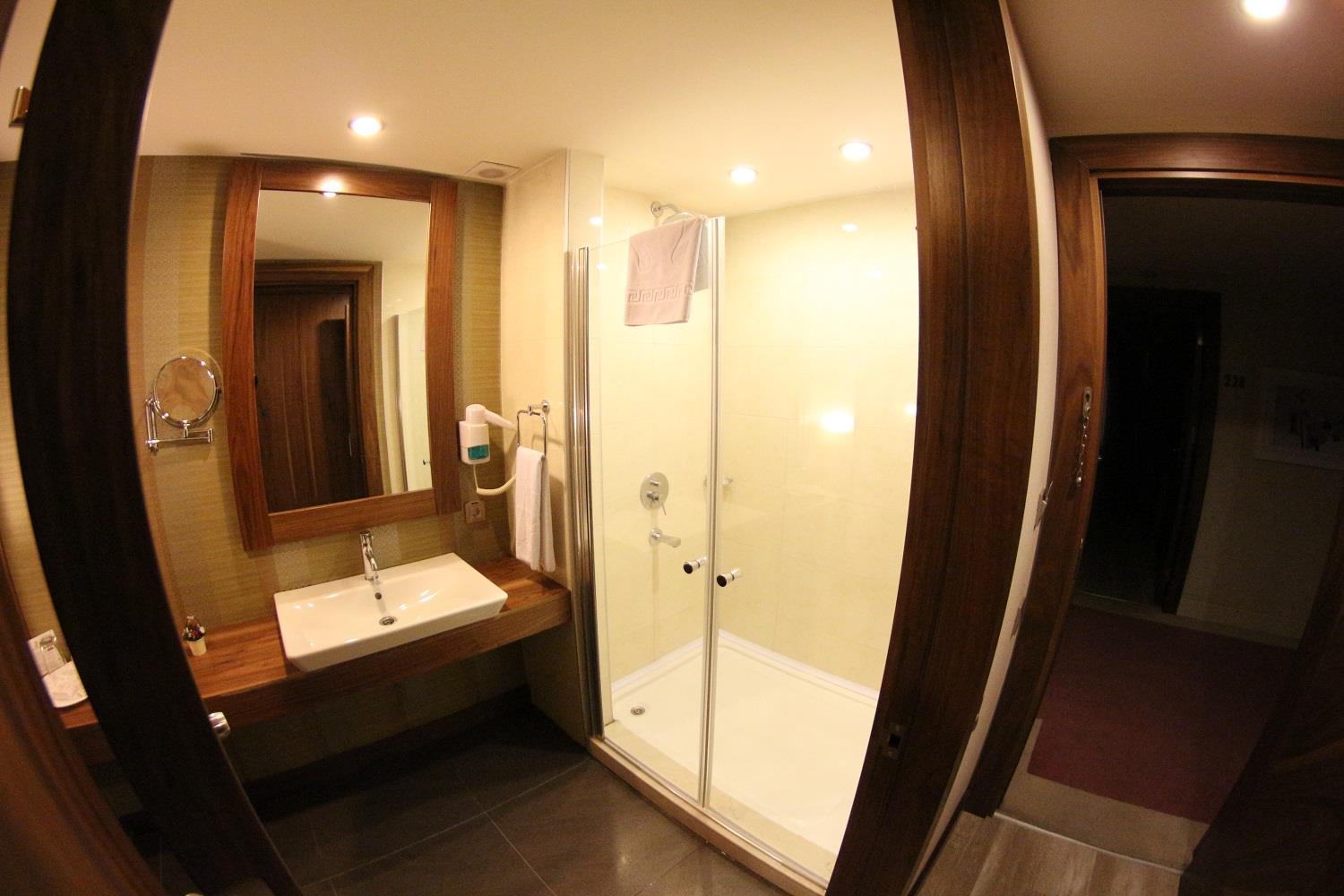 Adana Plaza Hotel — 7