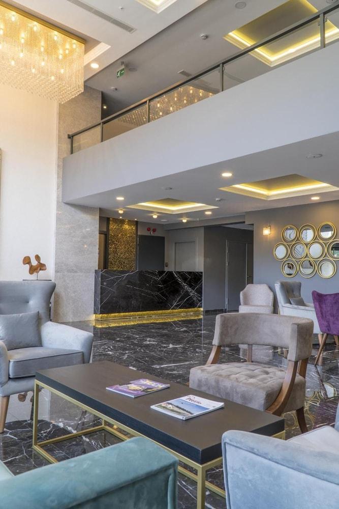 Greymark Hotel — 3