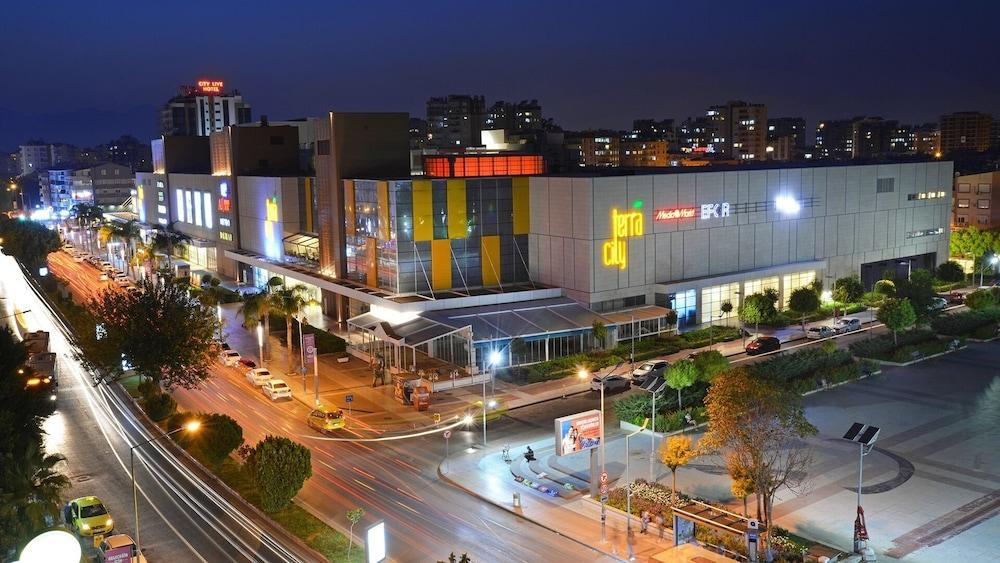 Dea Del Hotel — 8