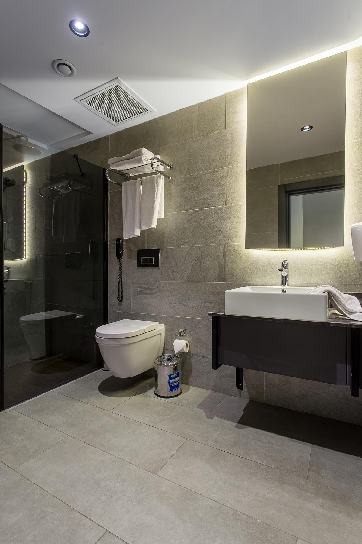 NoxInn Deluxe Hotel — 9