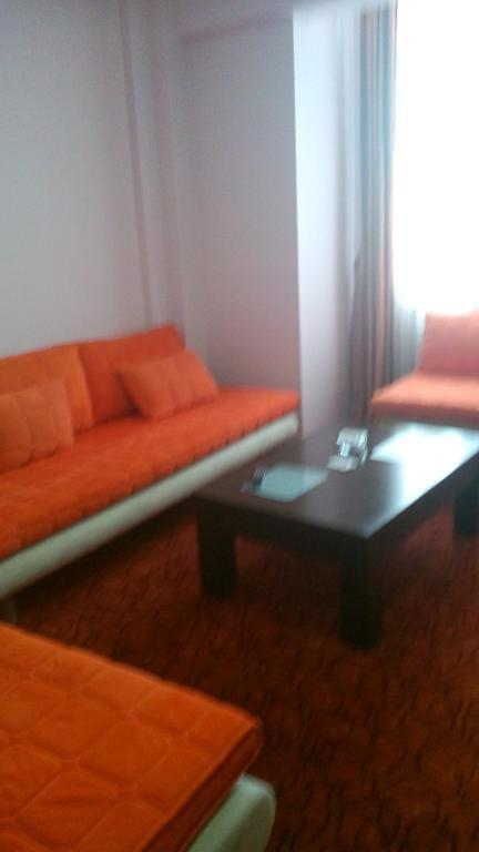 Halley Hotel — 2