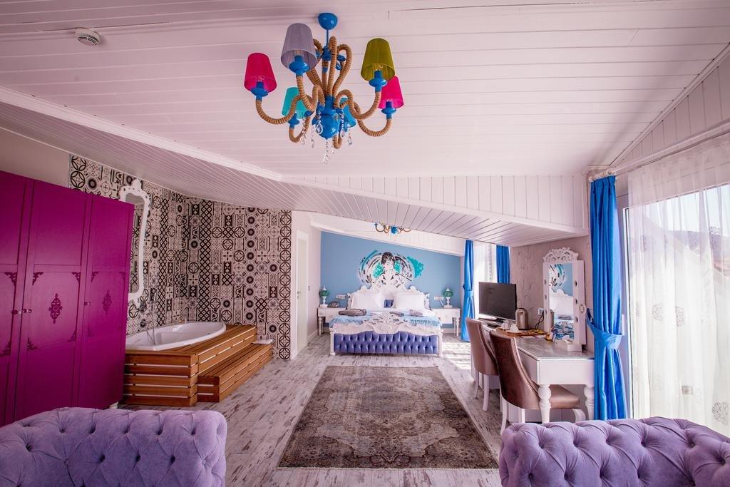 Limnades Hotel — 10