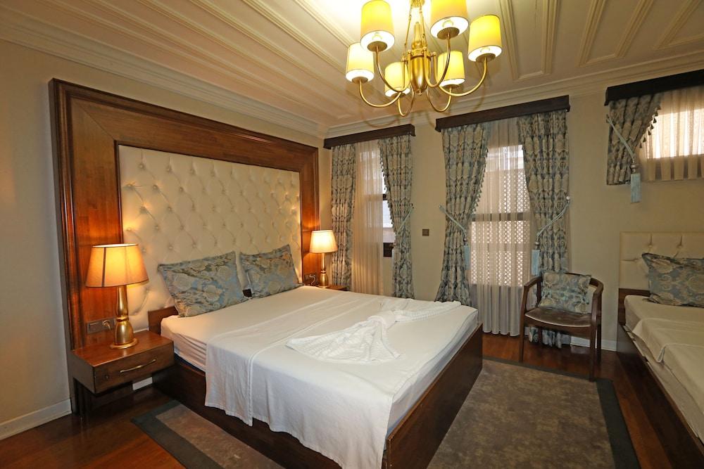 Mezzo Hotel — 1