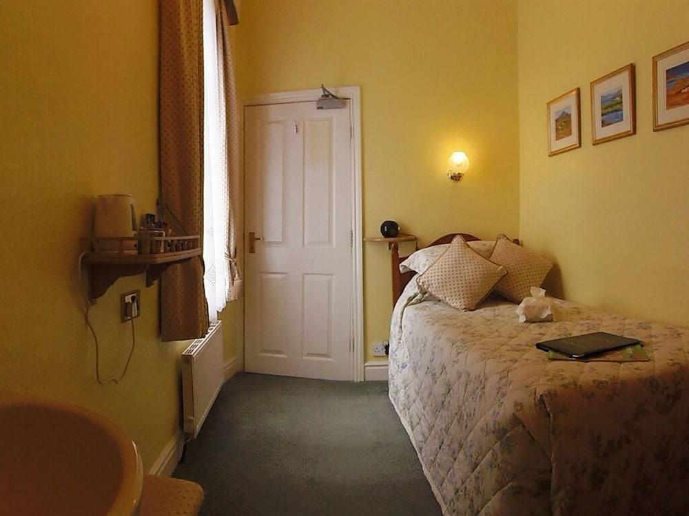 City Guest House — 3