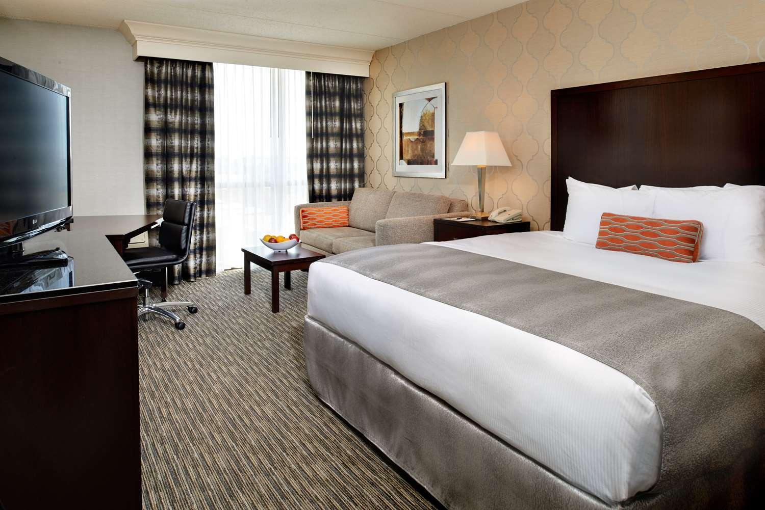 Doubletree By Hilton Detroit - Dearborn — 9