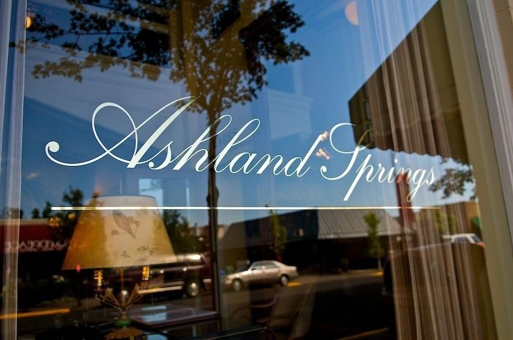 Ashland Springs Hotel — 1