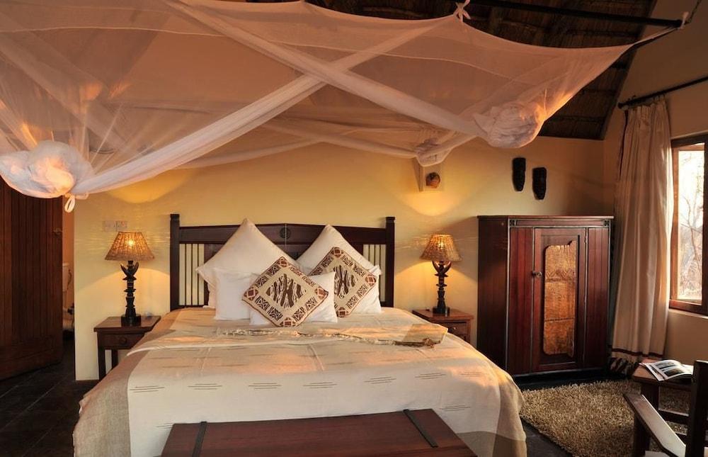 MUCHENJE SAFARI LODGE(T) — 5