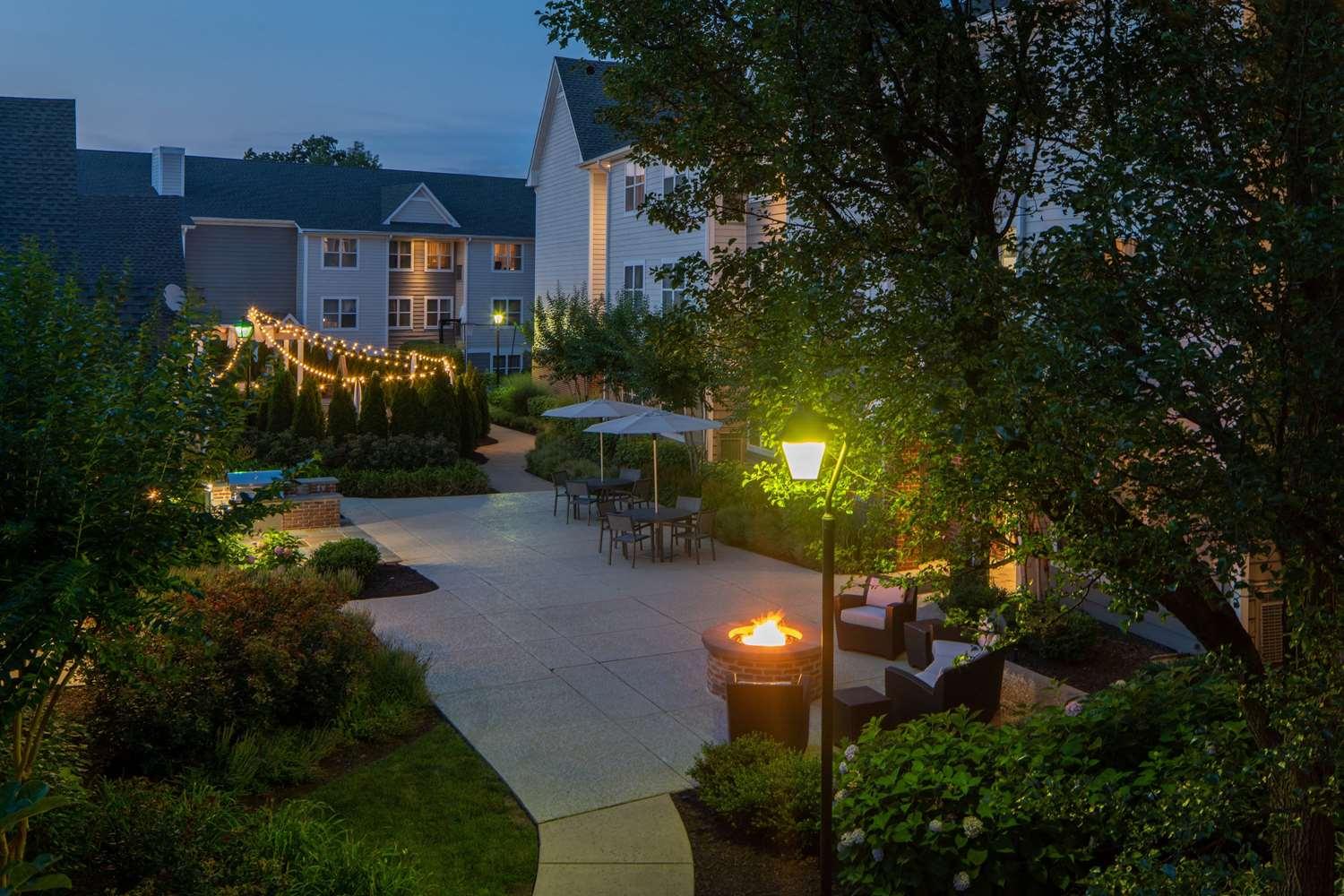 Sonesta ES Suites Fairfax Fair Lakes — 1
