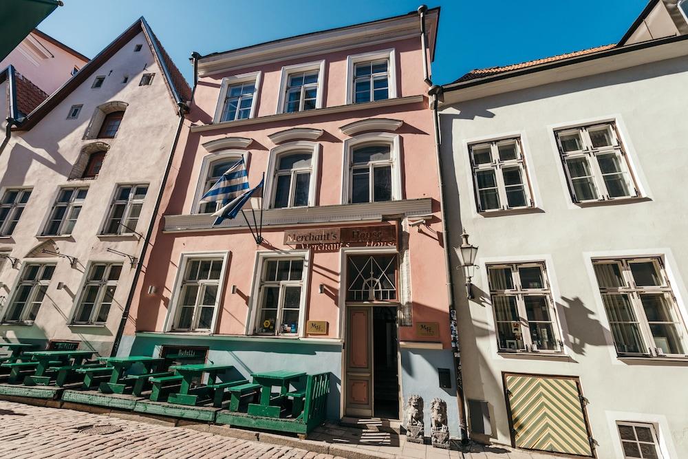 MERCHANT'S HOUSE HOTEL — 4