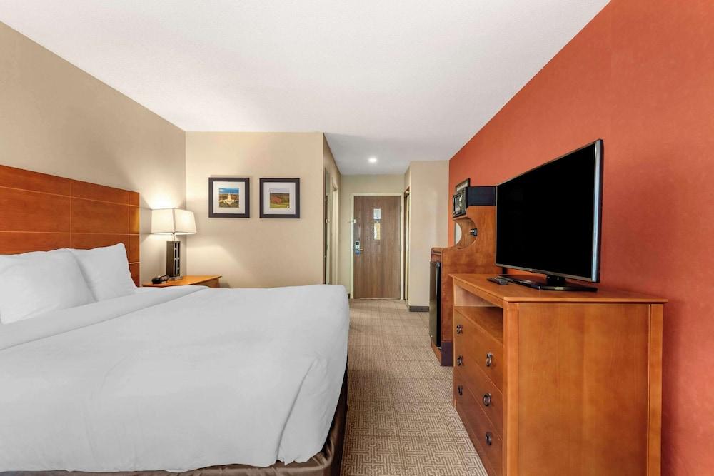 Comfort Inn Augusta, ME — 8