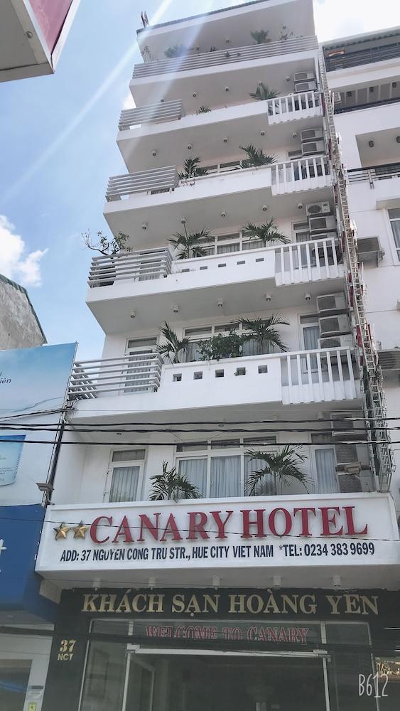 Canary Hotel — 1