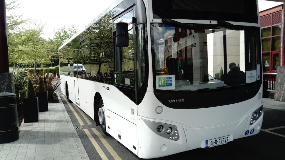 Holiday Inn Express Dublin Airport — 1