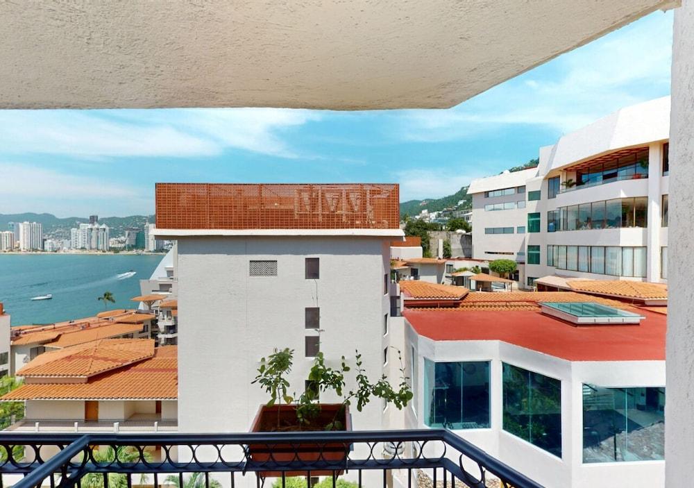 Park Royal Beach Acapulco - All Inclusive — 1