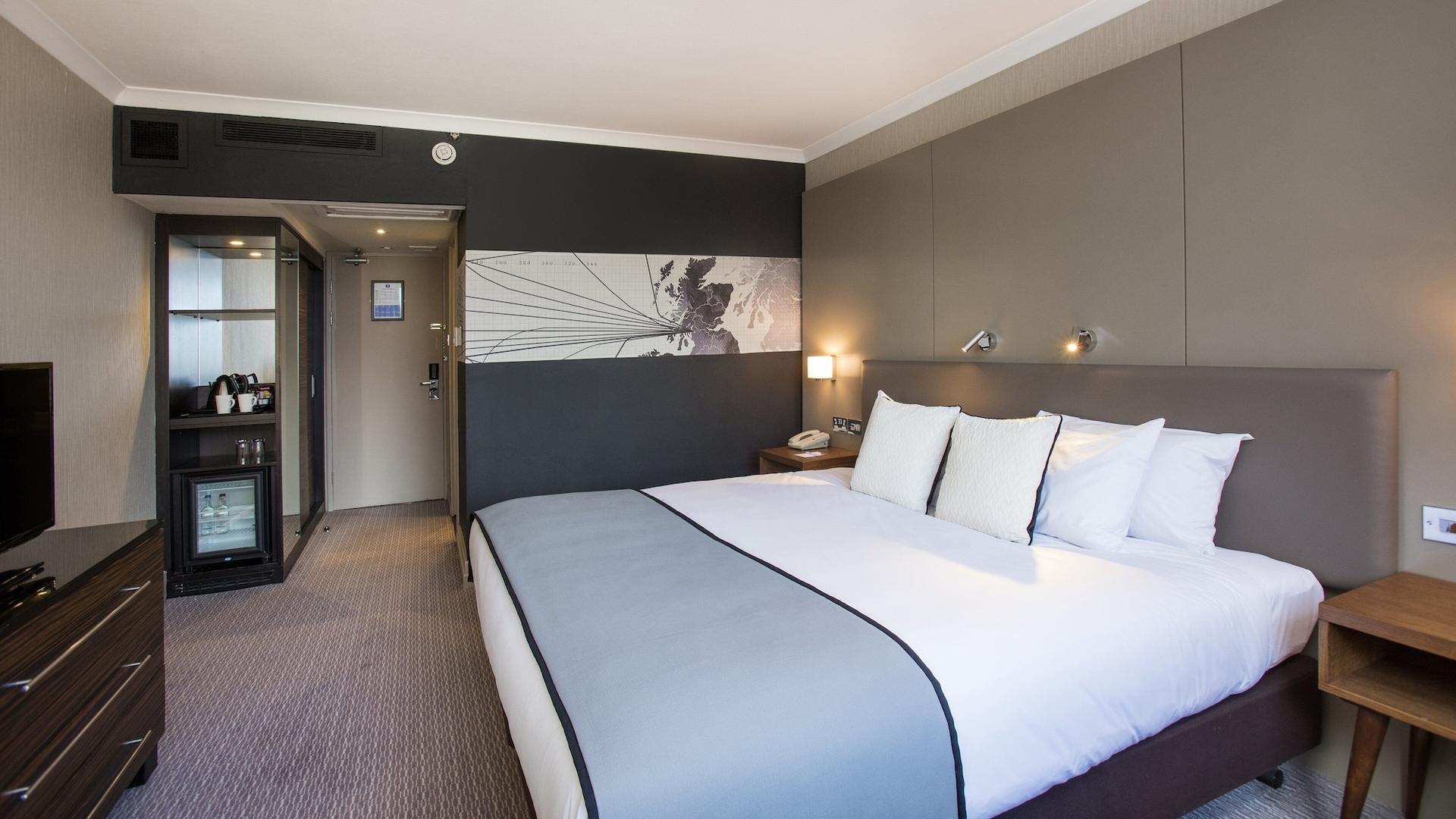 Crowne Plaza Glasgow — 8