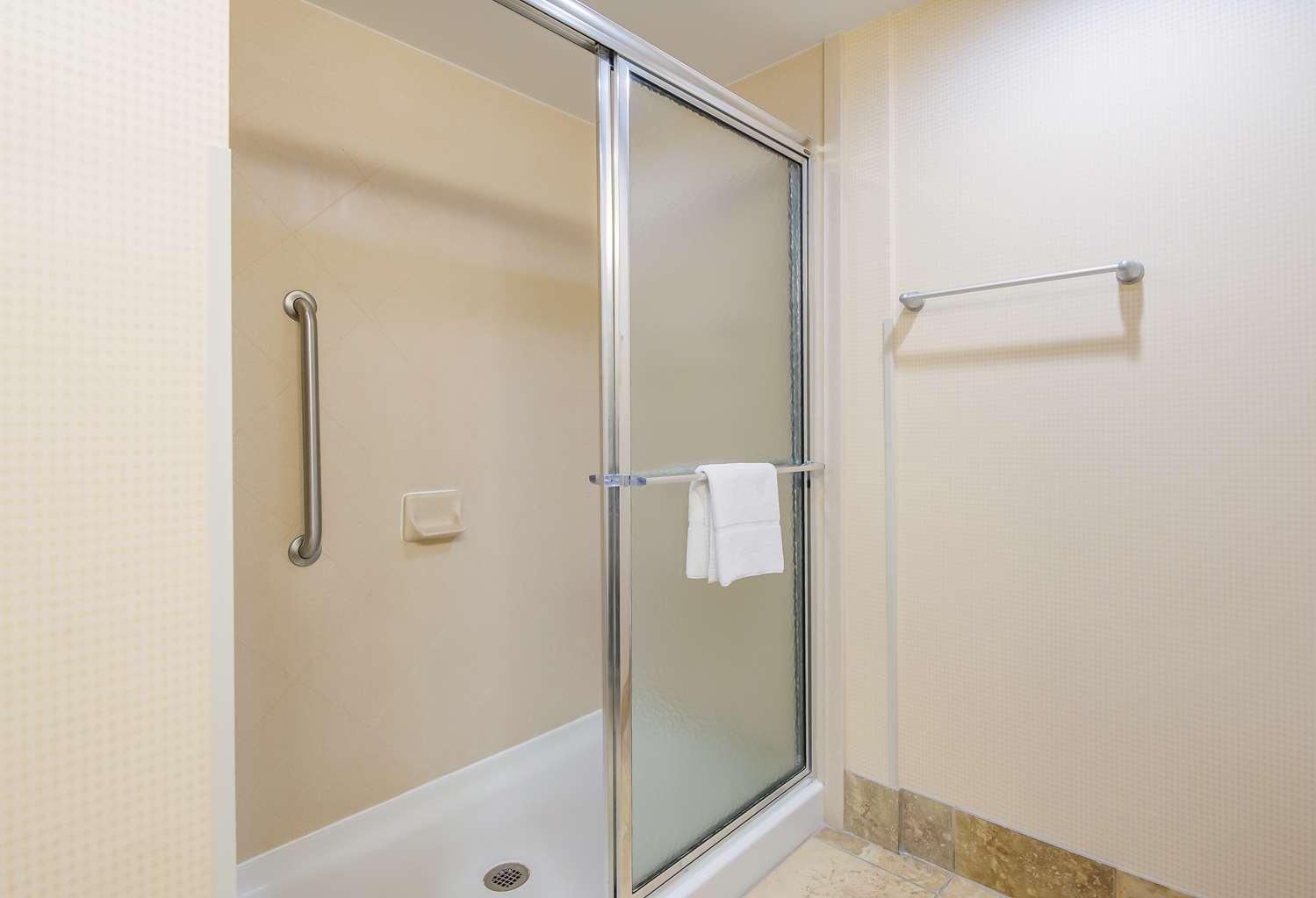 Hampton Inn Galax — 1