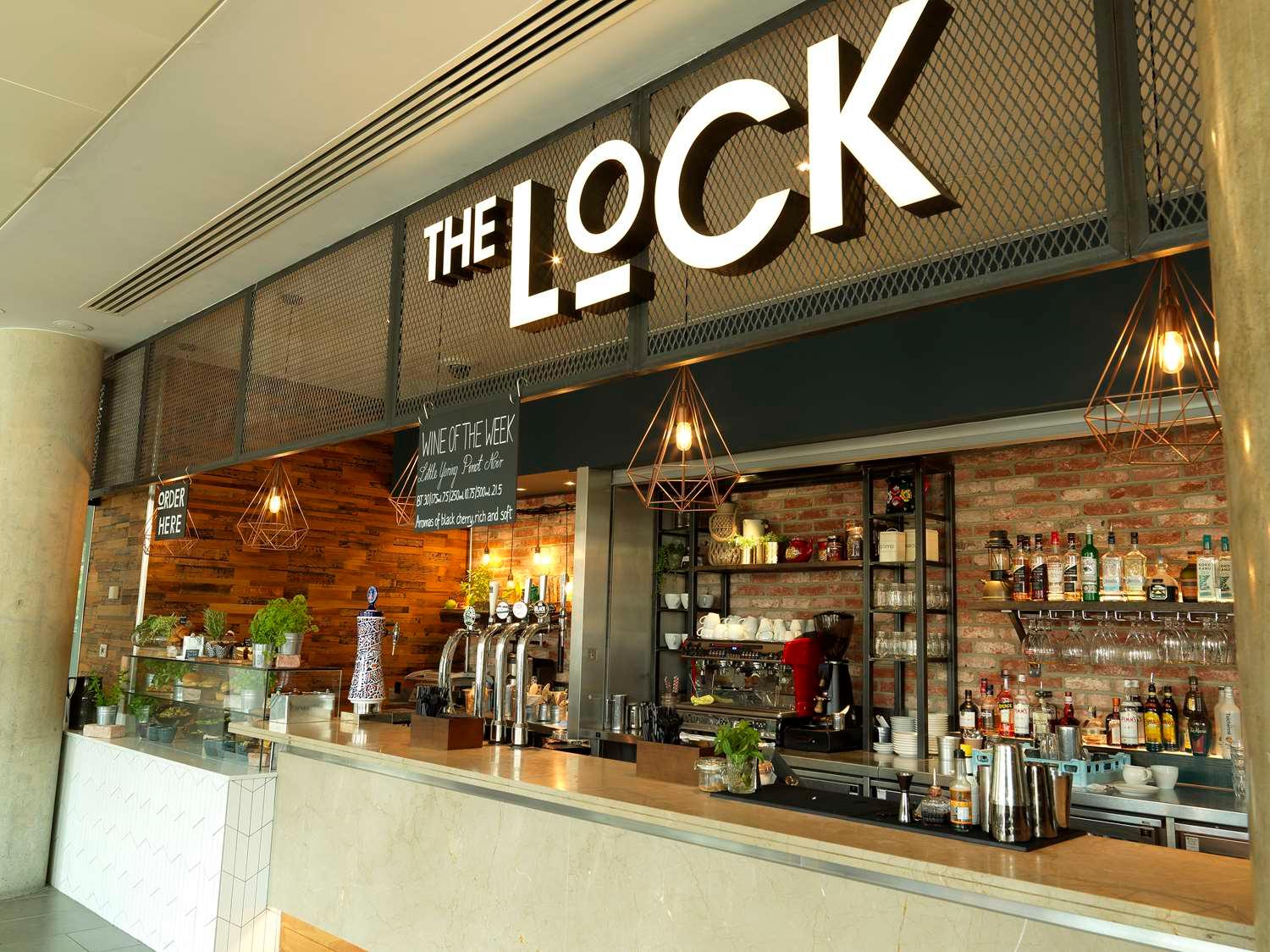 DoubleTree by Hilton Leeds City Centre — 1