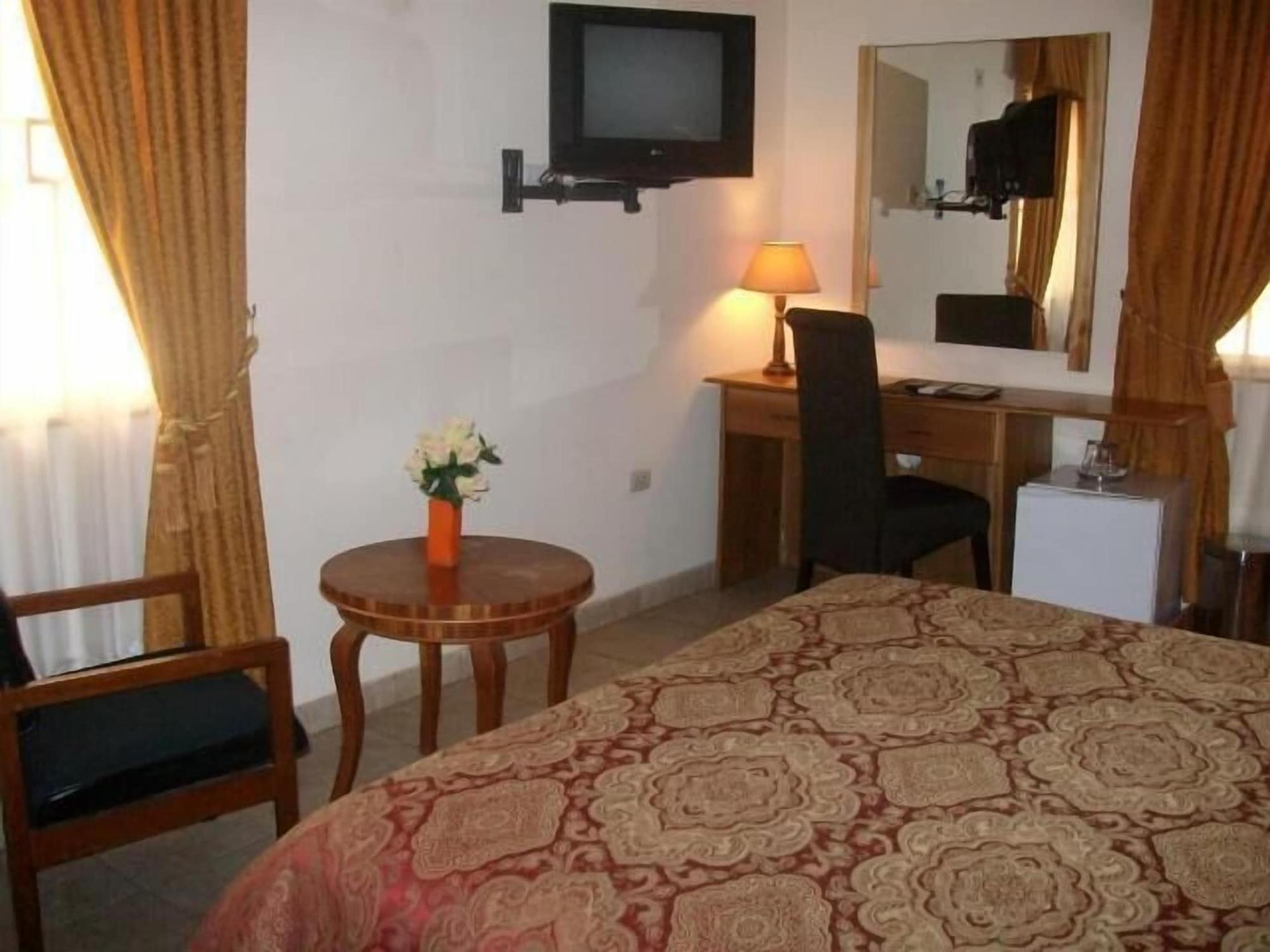 Rayporsh Hotel 1150208 — 5