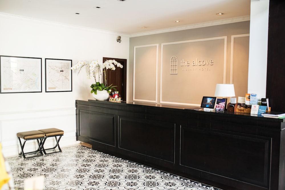 THE ALCOVE LIBRARY HOTEL — 10